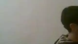 العاهرة المصرية تئن بينما يملأها عشيقها