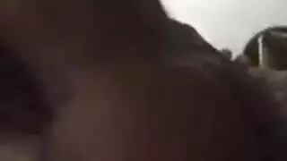 المقعد الخلفي جميلة نورو تدليك