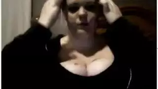 مهرج صغير يمارس الجنس بقضيب ضخم