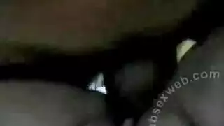 صاحبها وتقوم زبه بنظراتها السكسي