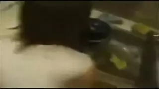 مراهقة فلبينية تظهر حفها المبلول وتمارس الجنس