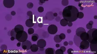 ثلاثي في الشركة: مؤخرة، فرج، وراتب