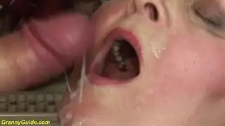 لعبة الجراء مع حماتي