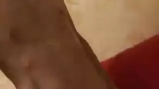 مال مقابل عاهرة: إصبع الجد عميق في فرجها