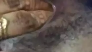 مراهقون ساخنون يمارسون جنسًا صاخبًا – مقطع إباحي منزلي