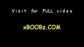 لقد تم كسر الفرخ أثناء ممارسة الجنس الجماعي و cums حول بقعه جالسة