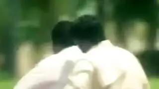 رقصة كينوي أوجوري الخاصة تتحول إلى جنس شرجي قاسي