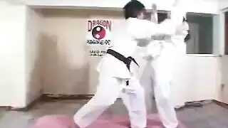 ثنائي فارسي ساخن يصورون فعلهم الإباحي الخام