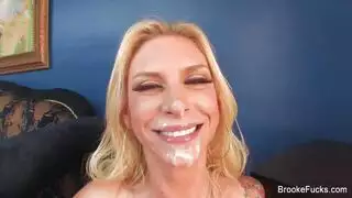 نيك مزدوج مع سيدة مثيرة ذات أثداء كبيرة