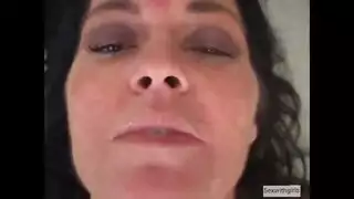 قضيب قوي يجعلها تصرخ من النيك الشديد