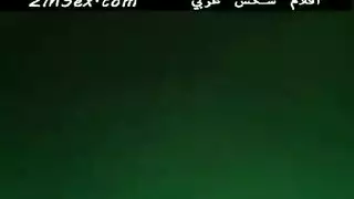 إباحي عربي: فتاة مصرية فاجرة وعشيقها في مشهد جنس ناري