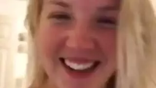 بالون النافورة مثليه ممرضة