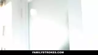 مني على وجهها: اكتشاف صادم لأبيها