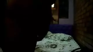 جلسة نيك خشن: أخذ قضيب عملاق