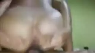 أم صينية تبلع الحمولة بعد جنس فموي عميق
