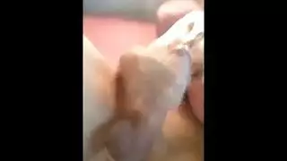 قضيب ابنها الكبير يملأ فرج أمه