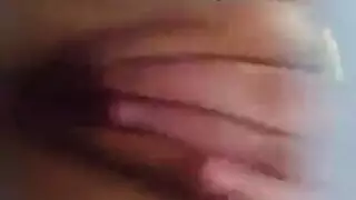 أفلام قضيب بلاستيكي إباحية للأرامل المتوهجات
