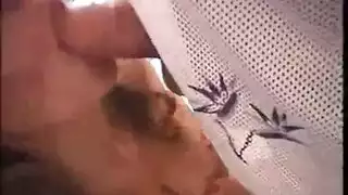 عصر بزاز وخروج اللبن