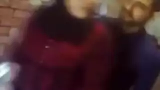 بوس و تقفيش فى الزريبة البت بتحبه و سايباه يعمل اللى هو عايزه
