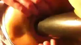 ثديي مومس مي الكبيران يهتزان أثناء ركوبها الجنسي العنيف