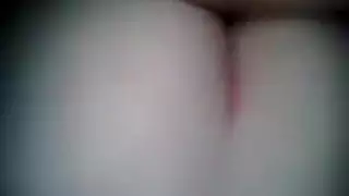 أفلا في مشهد إيلاج مزدوج صريح