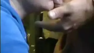 سحاق بيضاء مص الرقبه