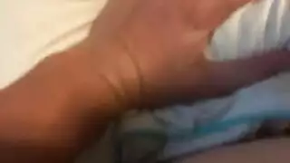 عملاق صغير ينيك بقوة في مقطع بورن صريح