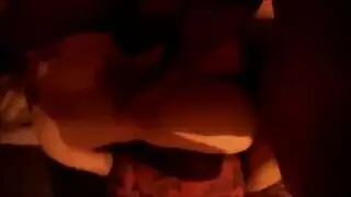 عاري الصدر اليابانية سكانك