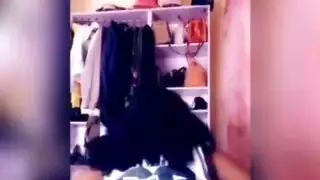 ليزا آن مقيدة ومستغلة: زوجة الأب تحصل على حشوتين مهبليتين