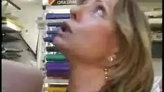 حزب الكلية غرفة الملابس