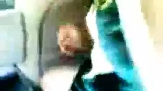 اسخان المراهقة بملابسها الضيقة