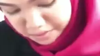 بنت وأمه مص كس