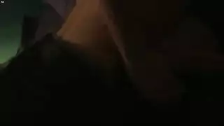 إيما روبرتس تتعرى وتتمتع بجنس ساخن في الفيلم