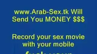 الأم المصرية ليلى تستنزف بعد جنس ساخن في الحمام