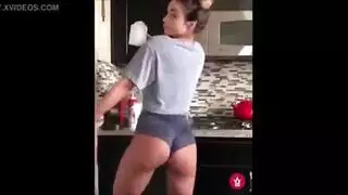 خروج دم منها