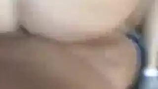 حفلة جنس علنية: شقراء تُدفع لها مقابل شرجي