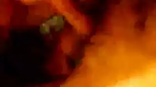 مدرب شخصي يأخذه بعمق في جنس صالة ألعاب حار