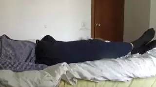 الوحش الديك الناضجة الفرنسي مقيد