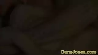 سمراء مثيرة بكس صغير جاهز للعمل الإباحي اليومي
