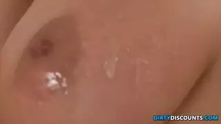 هي مكرسة لإرضاء قضيبك