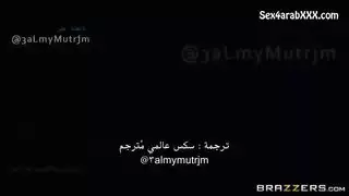 الزوج يأخذ مؤخرة صديقتي في فيلم إباحي قاس