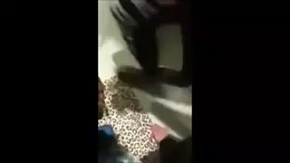 شاب مغربي يمصمص شفايف حبييبته