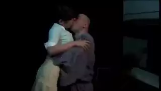 فيلم ياباني إكس إكس إكس: رجل أكبر يملأ فرج فتاة مستعدة