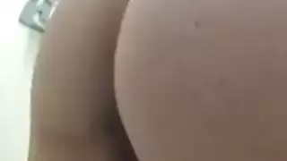 عناد المراهقة ينتهي بتأديب الحلق العميق
