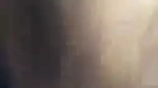 بدوية تنيك في كسها بقوة حتى تصرخ