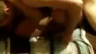 شهوة نارية متحررة: ضرب متواصل في كل فتحة