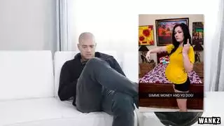 بنيكها وهي ترضع زبة يقدف بدون قصد