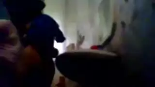 خيال ثلاثي إجباري: لقاء في الحمام