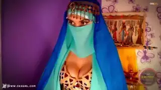 هي مستعدة لقضيبك الآن