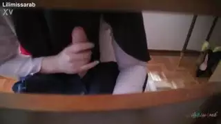 تم القبض عليه وهو مثار، والآن أريد قضيبه في فمي